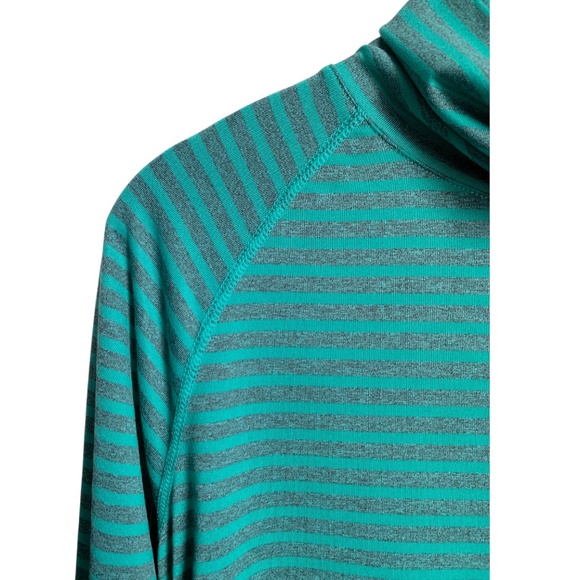 Alpine Women's Top Size Medium Green Stripes Dri-Logic Turtleneck Long Sleeve - Picture 6 of 6
